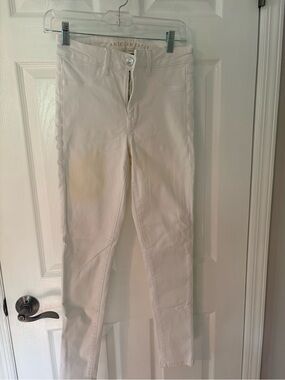 American Eagle White Skinny Jeans